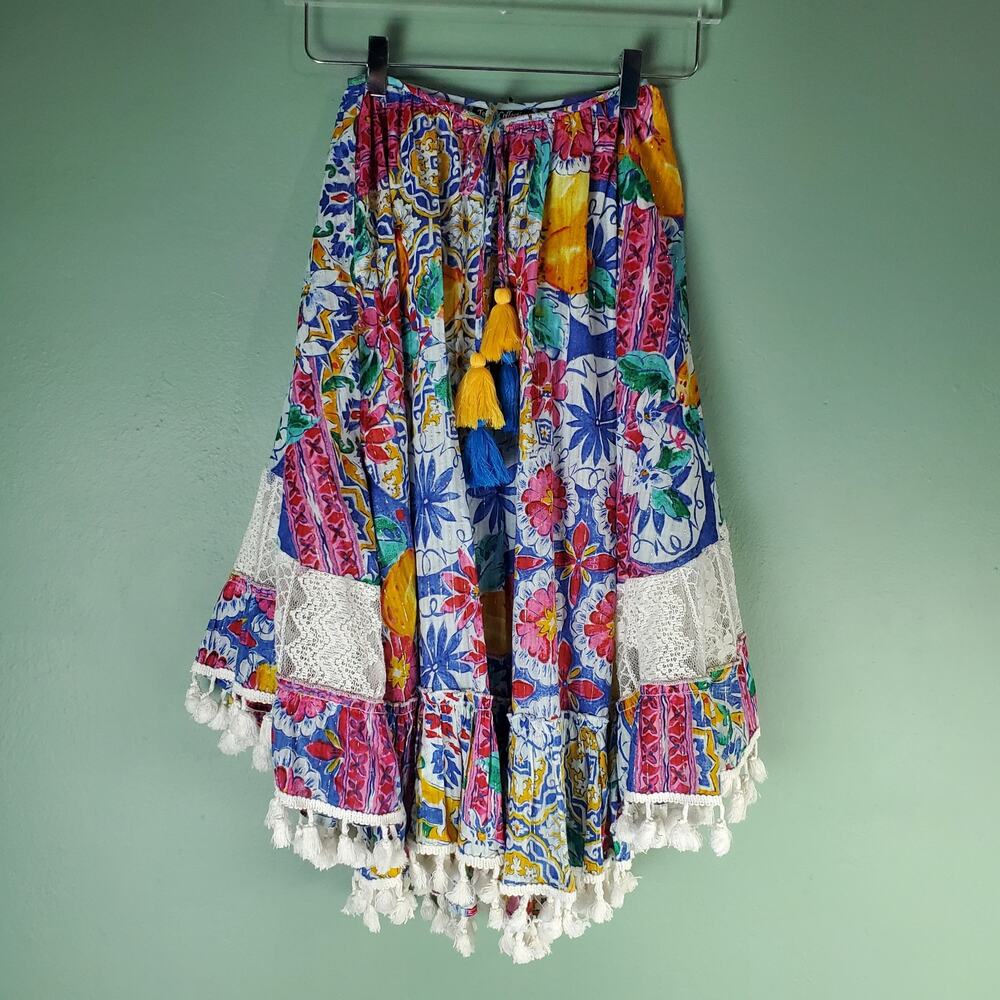 Tolani Collection Womens Multicolor Colorful Print Tassel Hemline Top Size Small